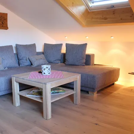 Haus Alpenland *