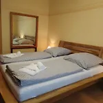 Haus Alpenland/schneider *